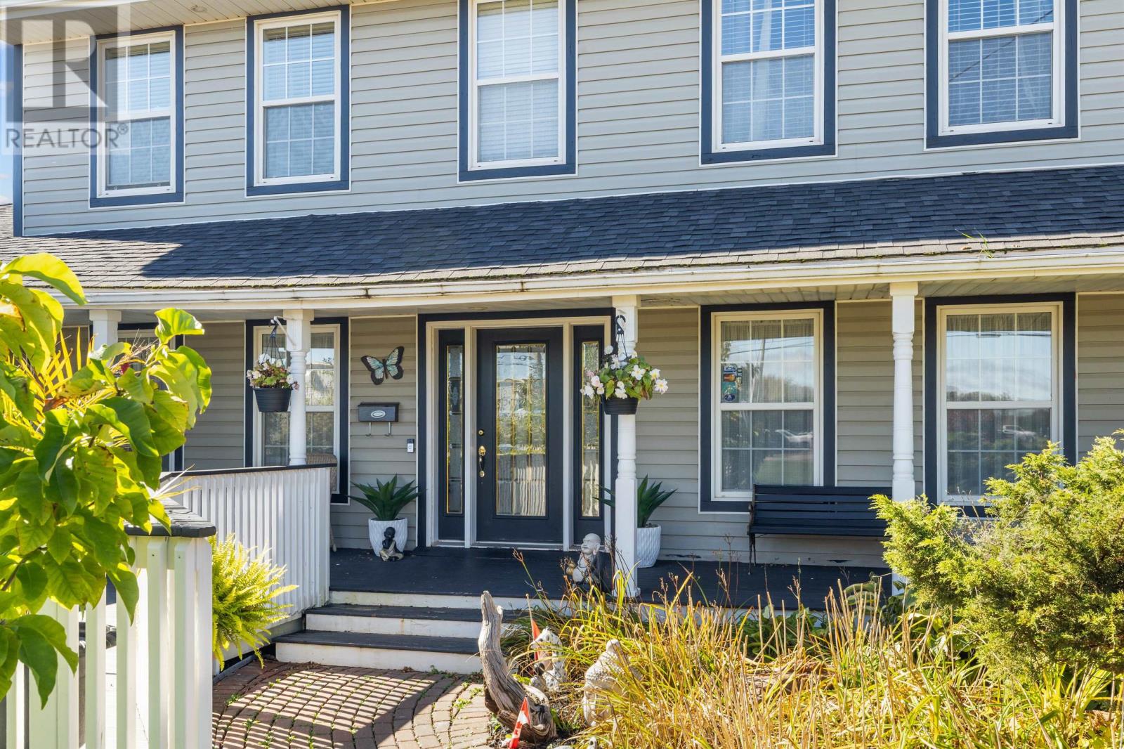 248 MacEwen photo 3