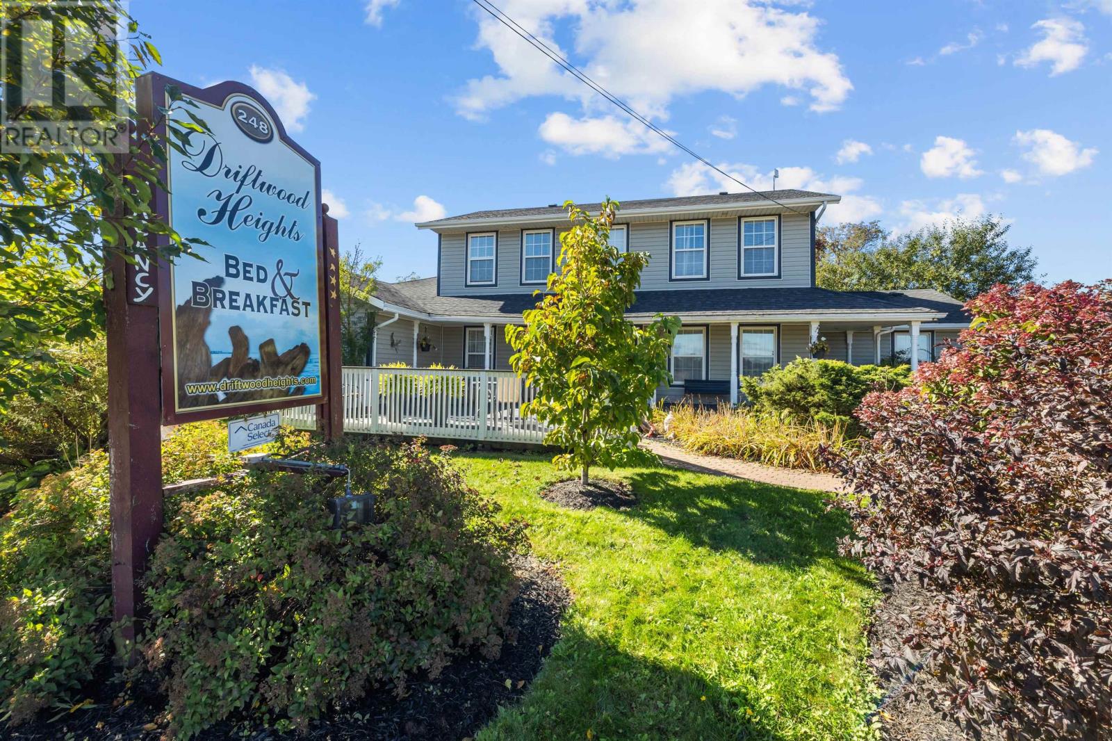 248 MacEwen photo 2