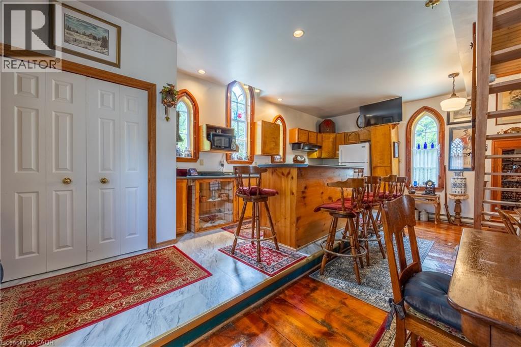10 OLD CHURCH Road - 6