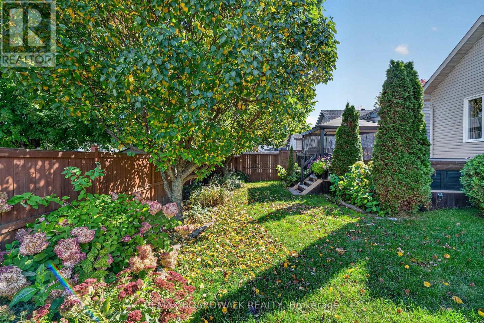 35 HONORE CRESCENT - Image 36