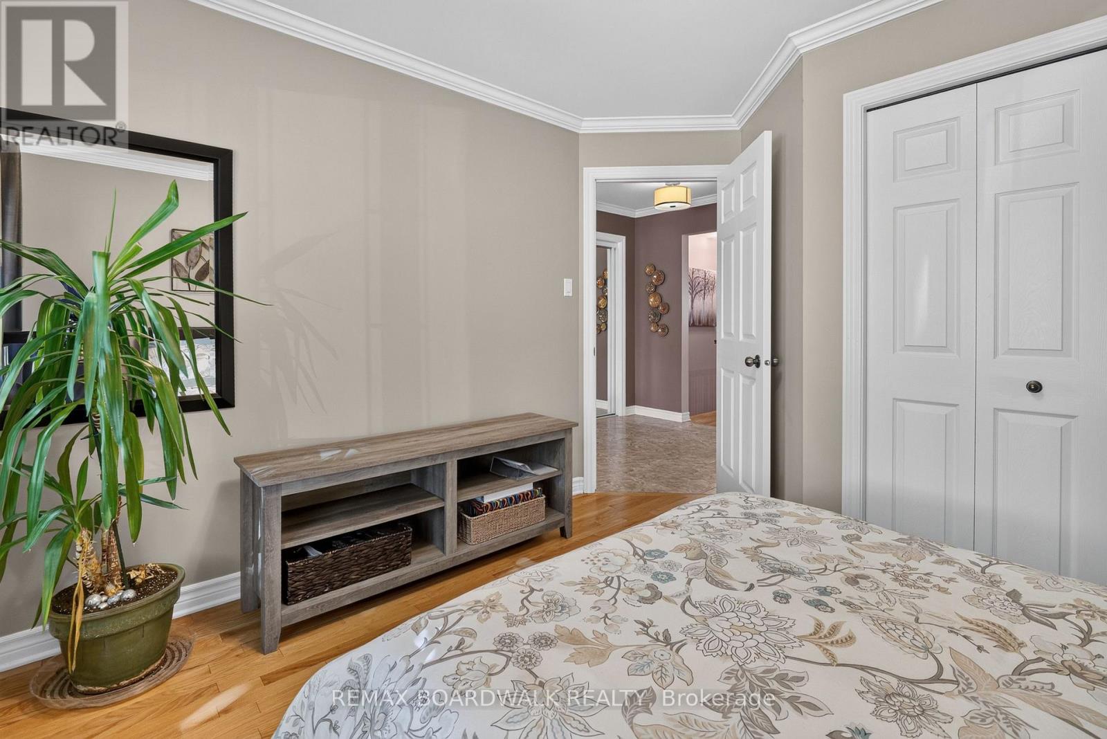 35 HONORE CRESCENT - Image 6