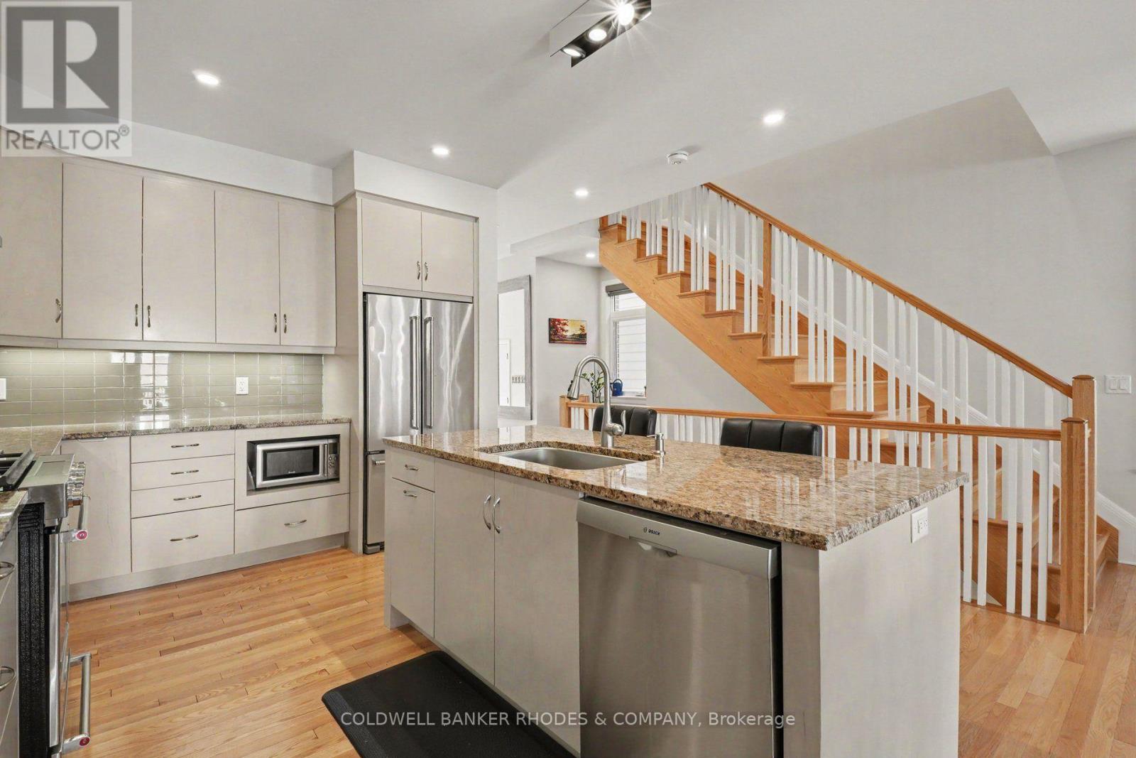 160 AVRO CIRCLE - Image 9