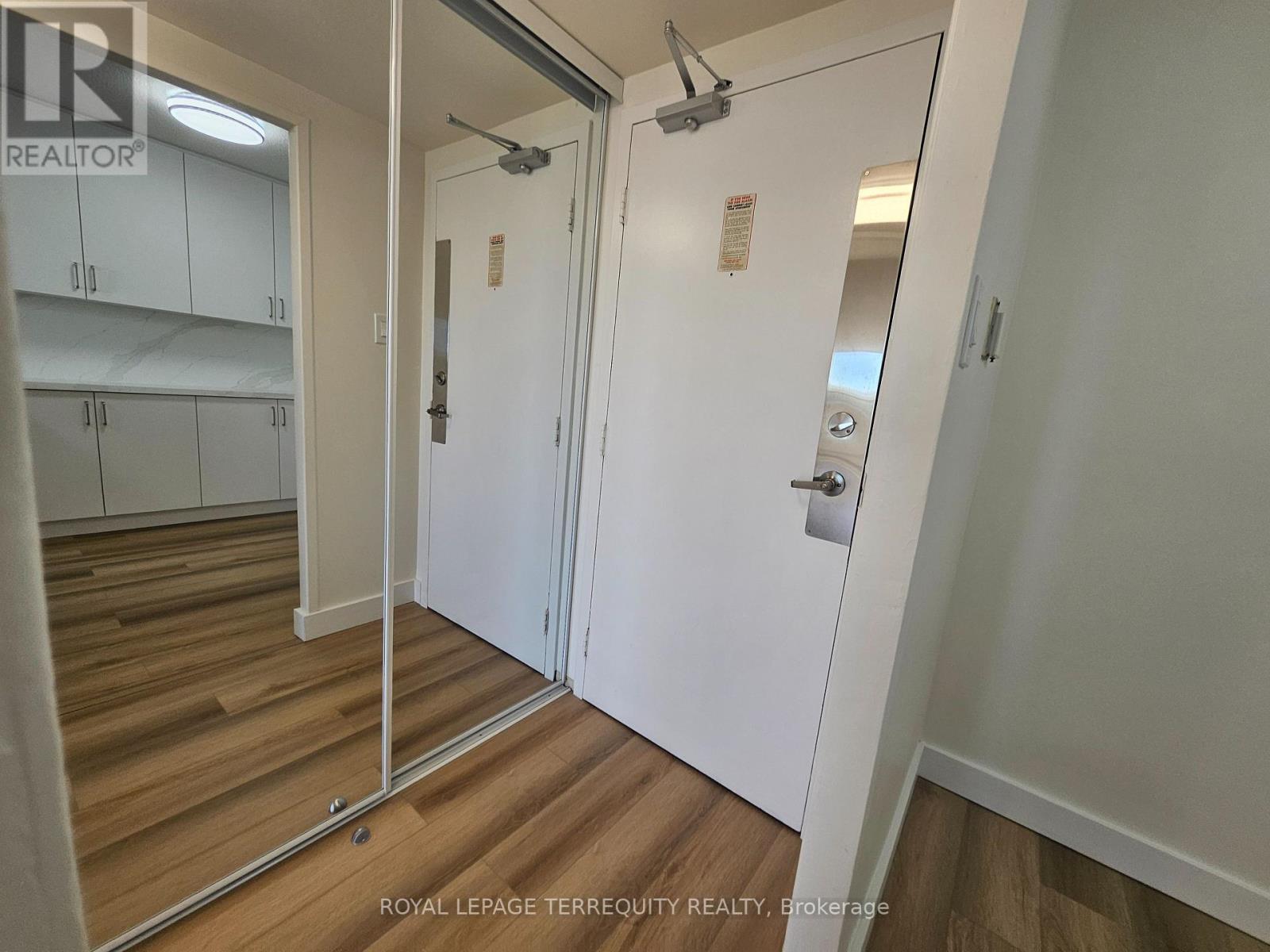 311- 25 Sunrise Avenue, Toronto, ON photo 13