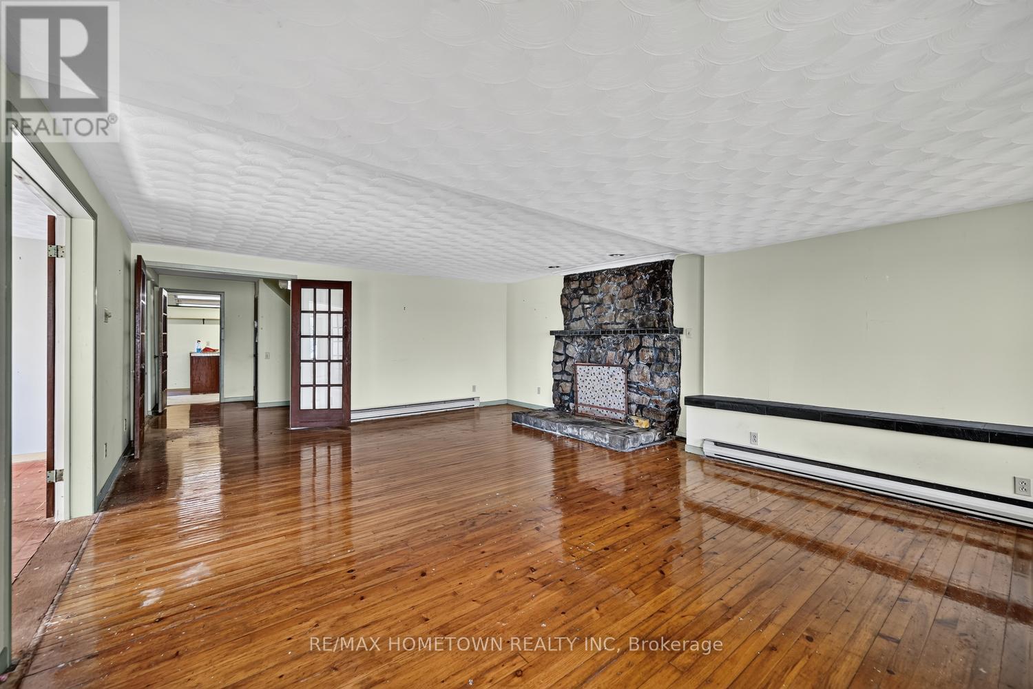 25 VANSTON ROAD - 11