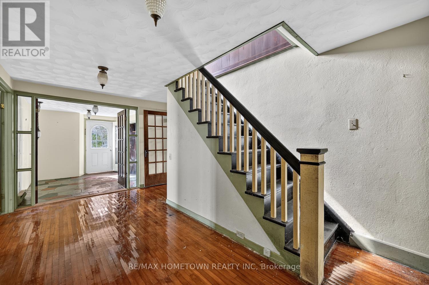 25 VANSTON ROAD - 16