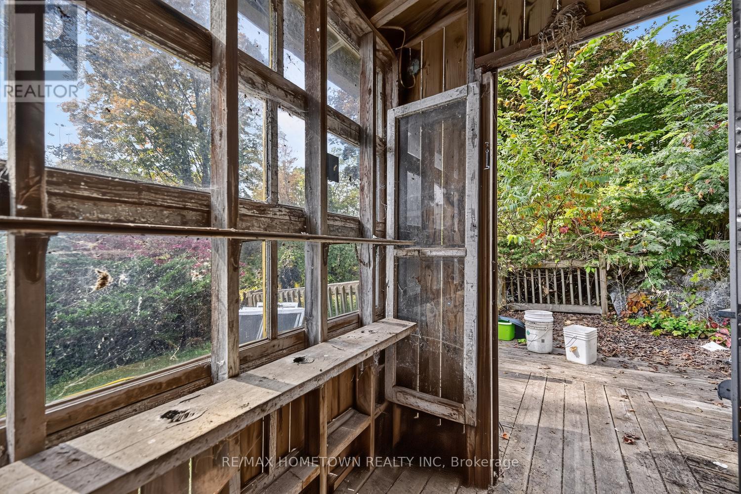 25 VANSTON ROAD - 34