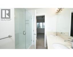 5902 Beachgate Lane, Sechelt, BC V7Z0S3 Photo 16