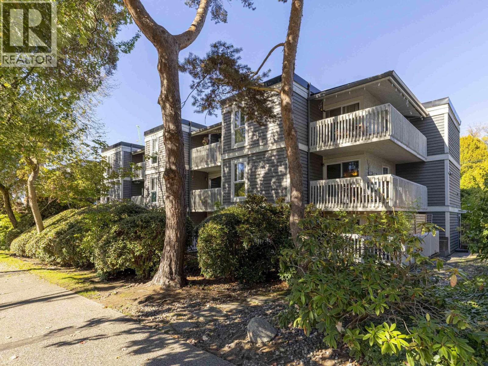 216 1545 E 2ND AVENUE, Vancouver British Columbia