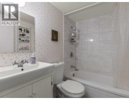 216 1545 E 2nd Avenue, Vancouver, BC V5N1C8 Photo 25