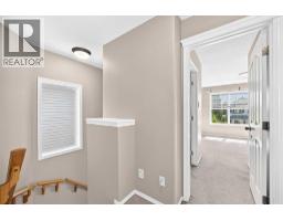 22 Cramond Crescent SE - photo 32