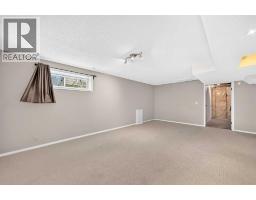 22 Cramond Crescent SE - photo 37