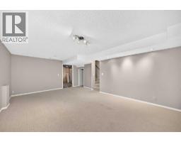 22 Cramond Crescent SE - photo 36