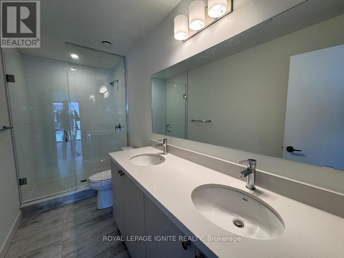 #206 51 CLARINGTON BOULEVARD - 18