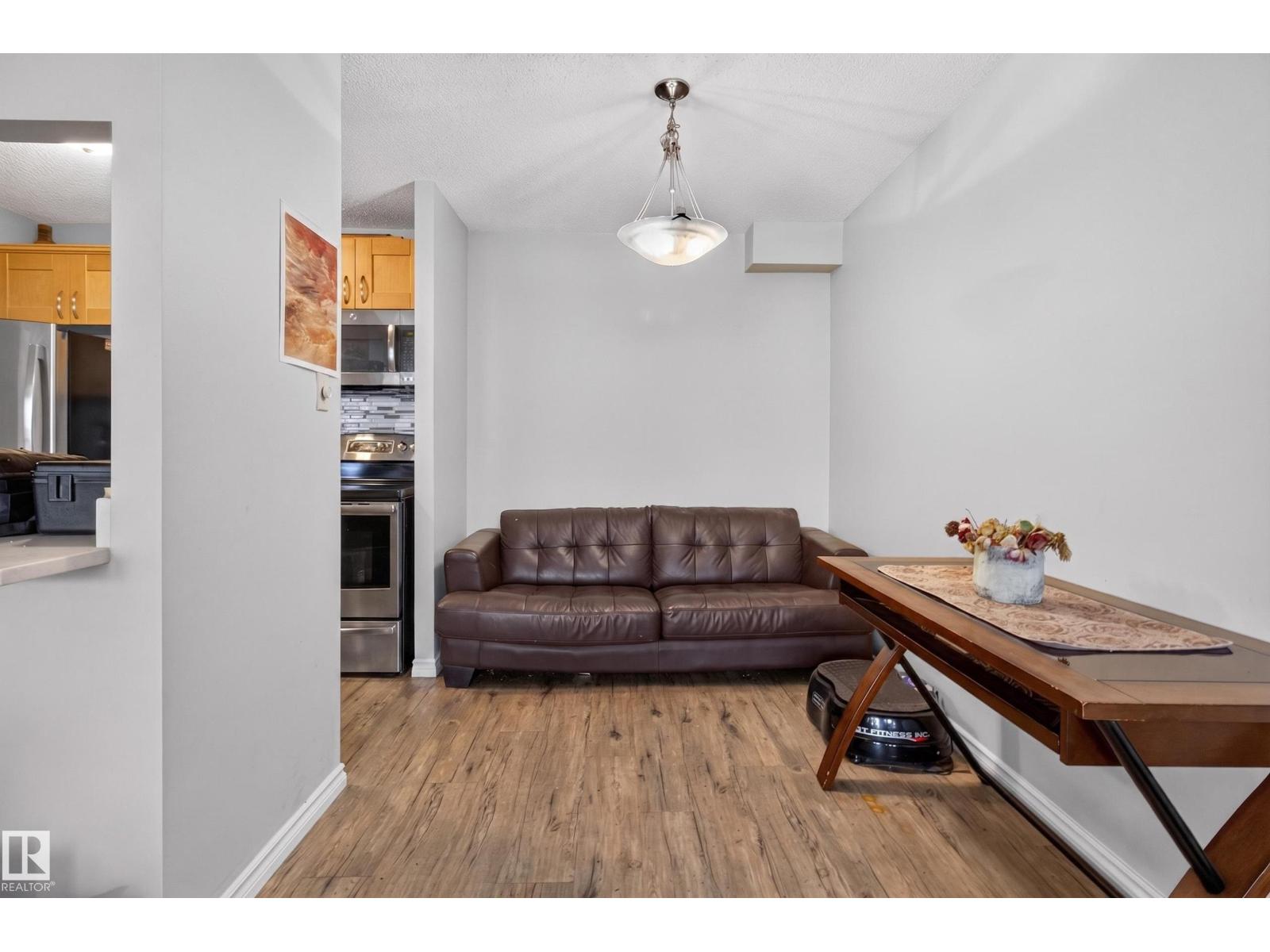 #1704 9835 113 ST NW - 11