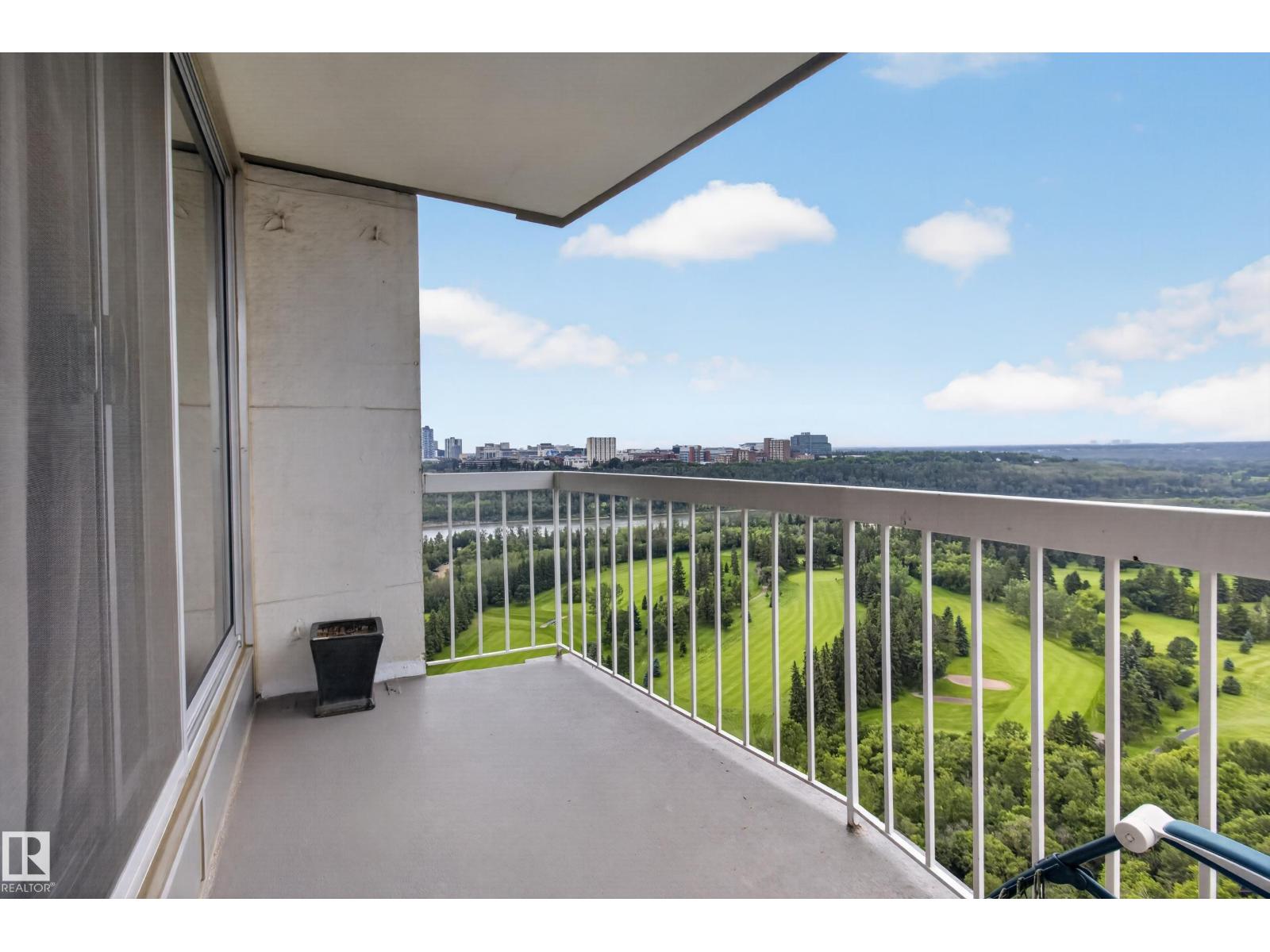 #1704 9835 113 ST NW - 17