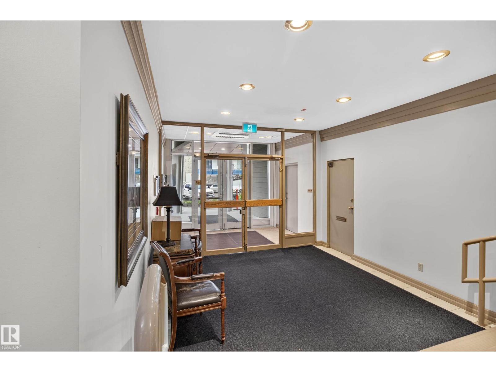 #1704 9835 113 ST NW - Image 20