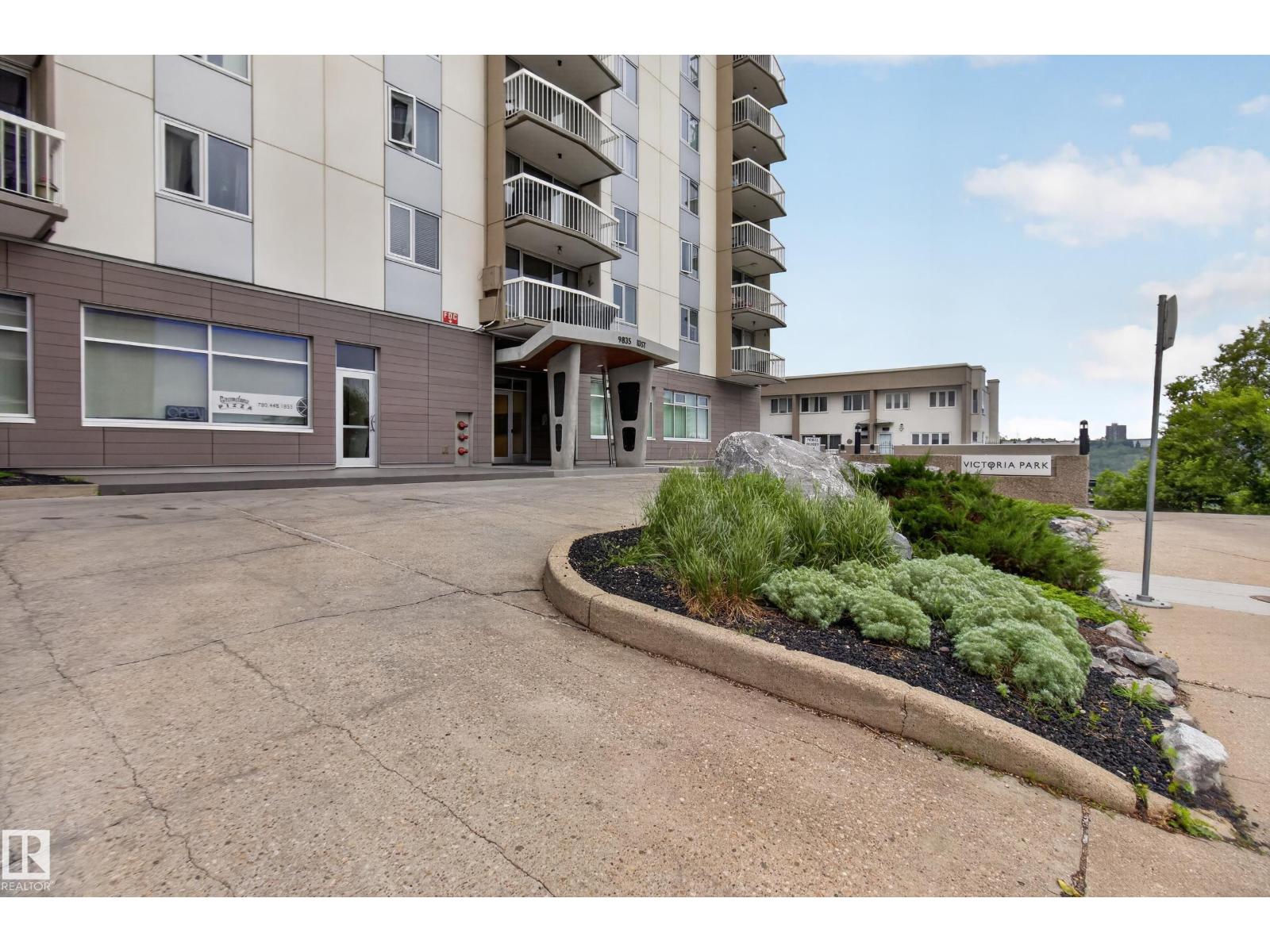 #1704 9835 113 ST NW - 28