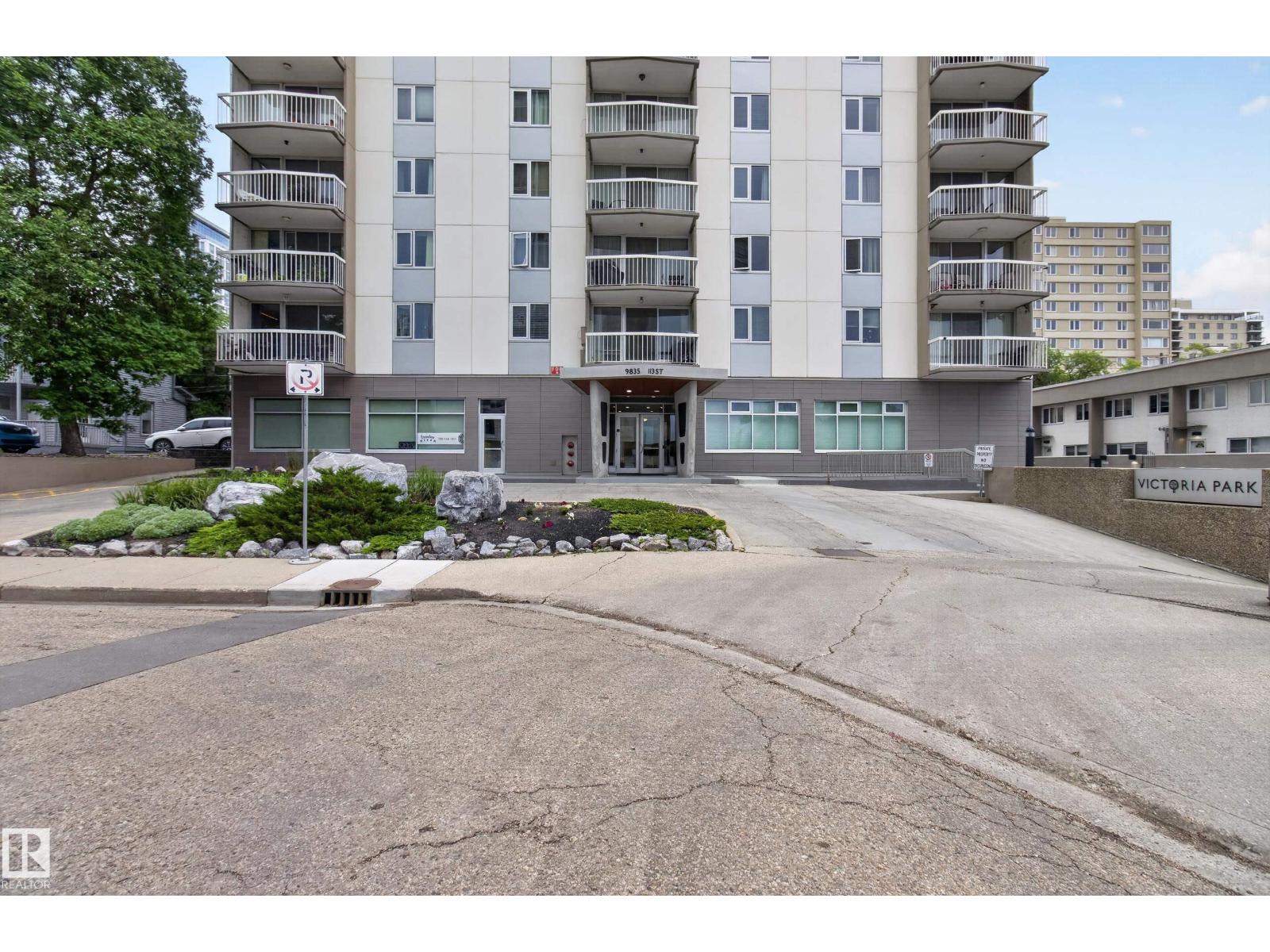 #1704 9835 113 ST NW - 30