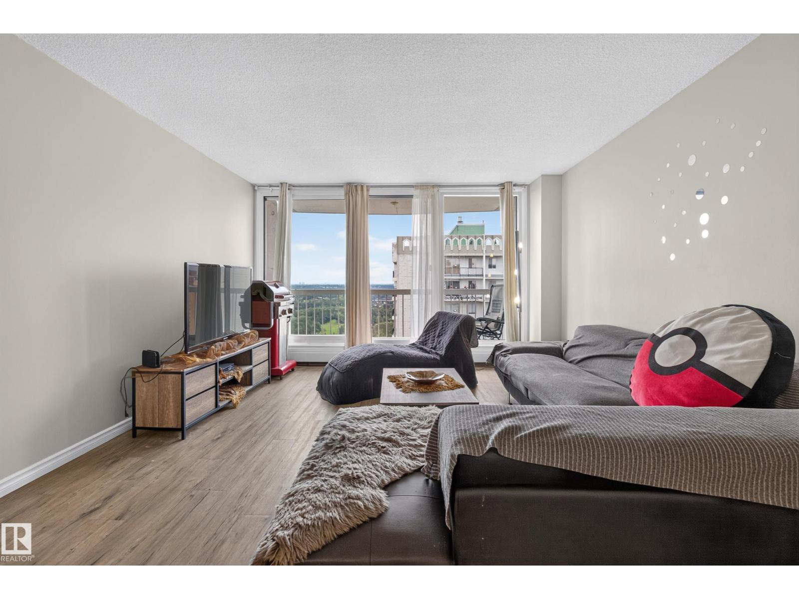 #1704 9835 113 ST NW - 4
