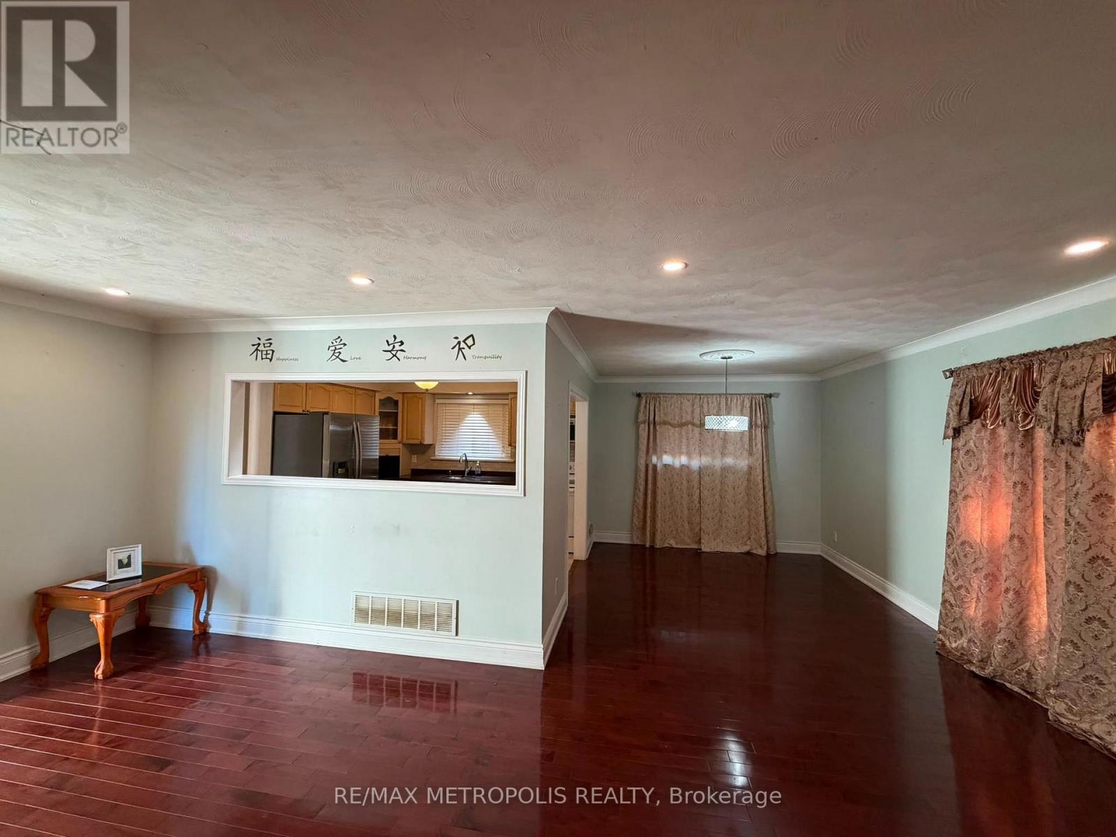 37 Carlyle Crescent — photo 11