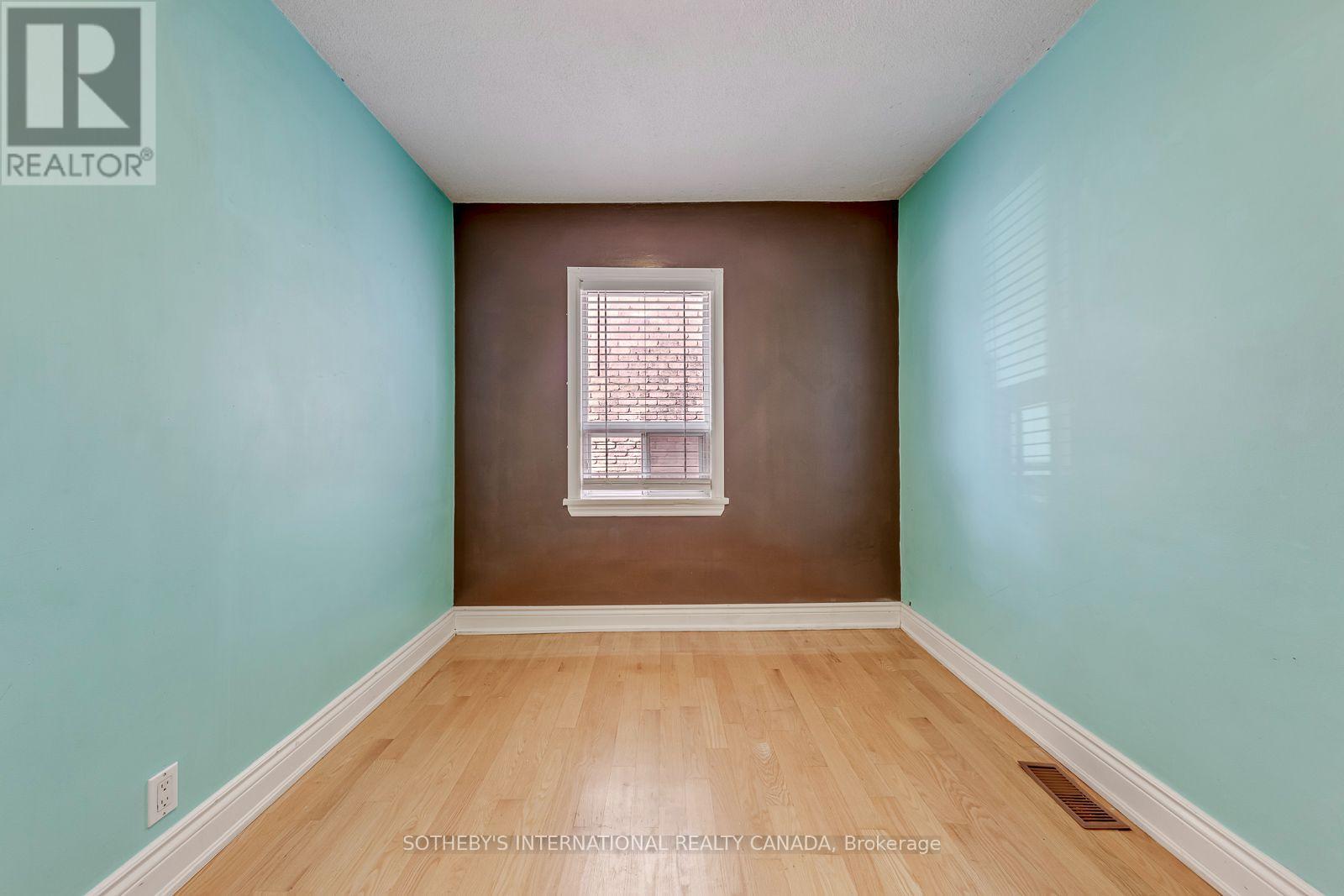 66 Twenty Ninth Street, Toronto, ON photo 13