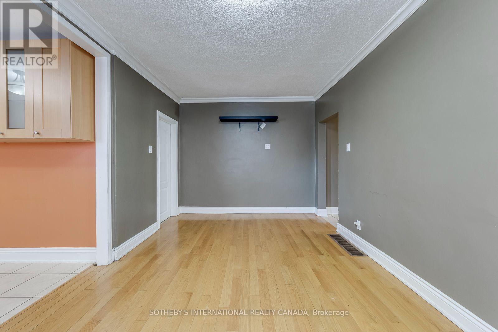 66 Twenty Ninth Street, Toronto, ON photo 15