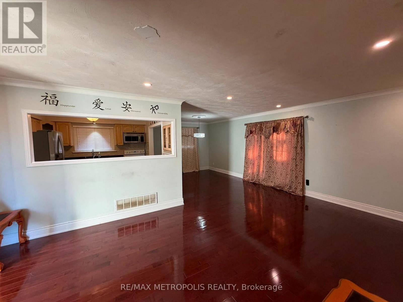 37 Carlyle Crescent — photo 12