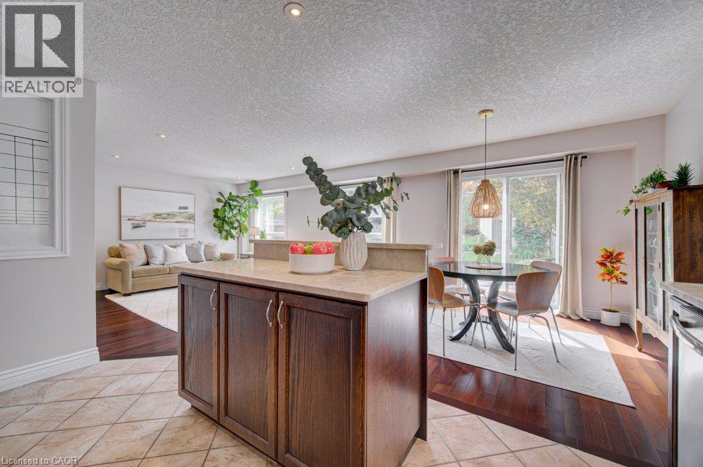 424 Sauve Crescent — photo 15