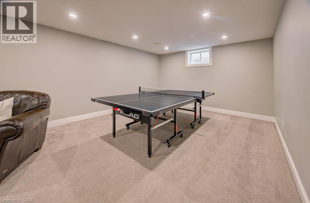 424 Sauve Crescent — photo 39