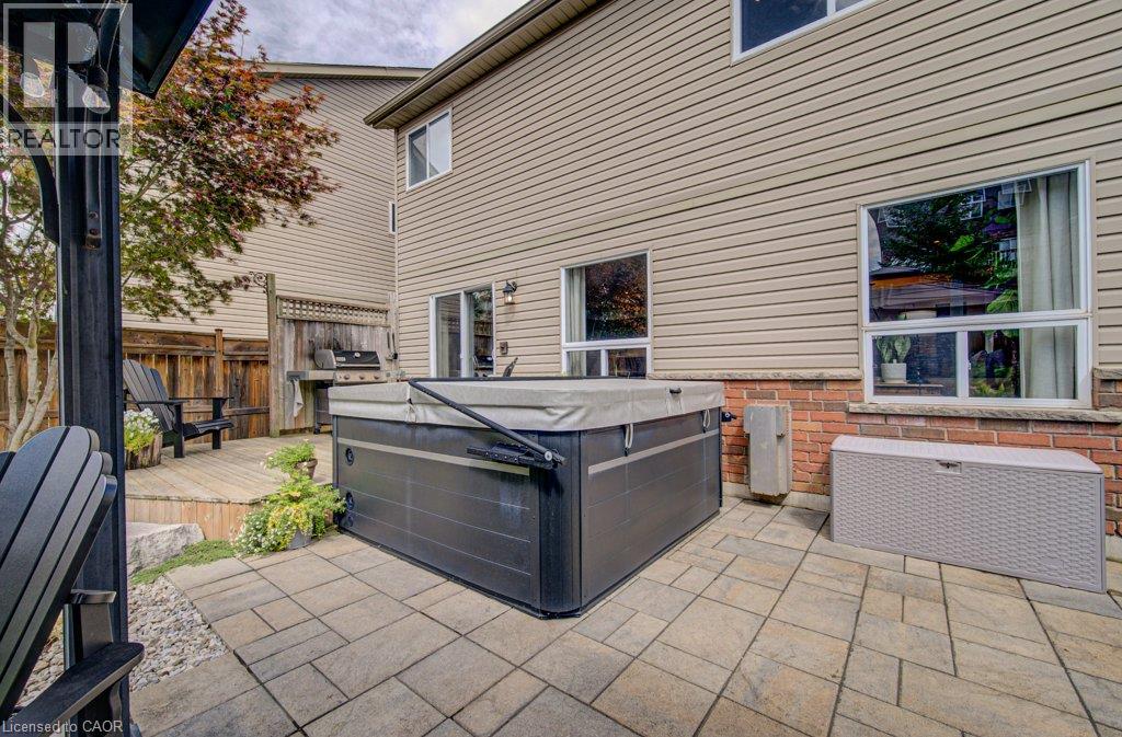 424 Sauve Crescent — photo 49