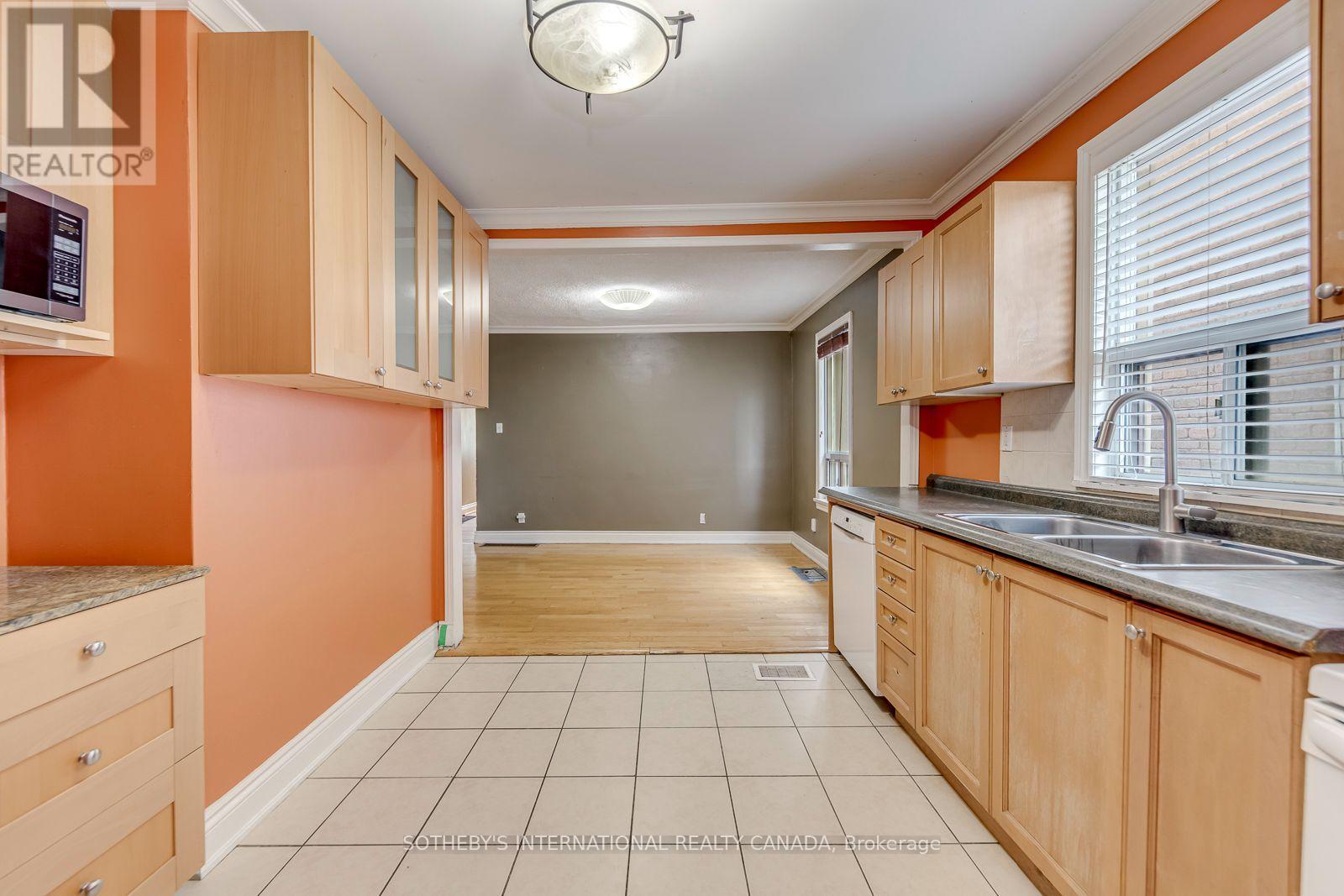 66 Twenty Ninth Street, Toronto, ON photo 21