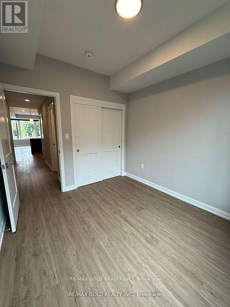 708 Woolwich Street — photo 13