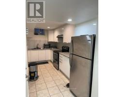 2 Paper Birch Road, Brampton, ON L6P2J9 Photo 10
