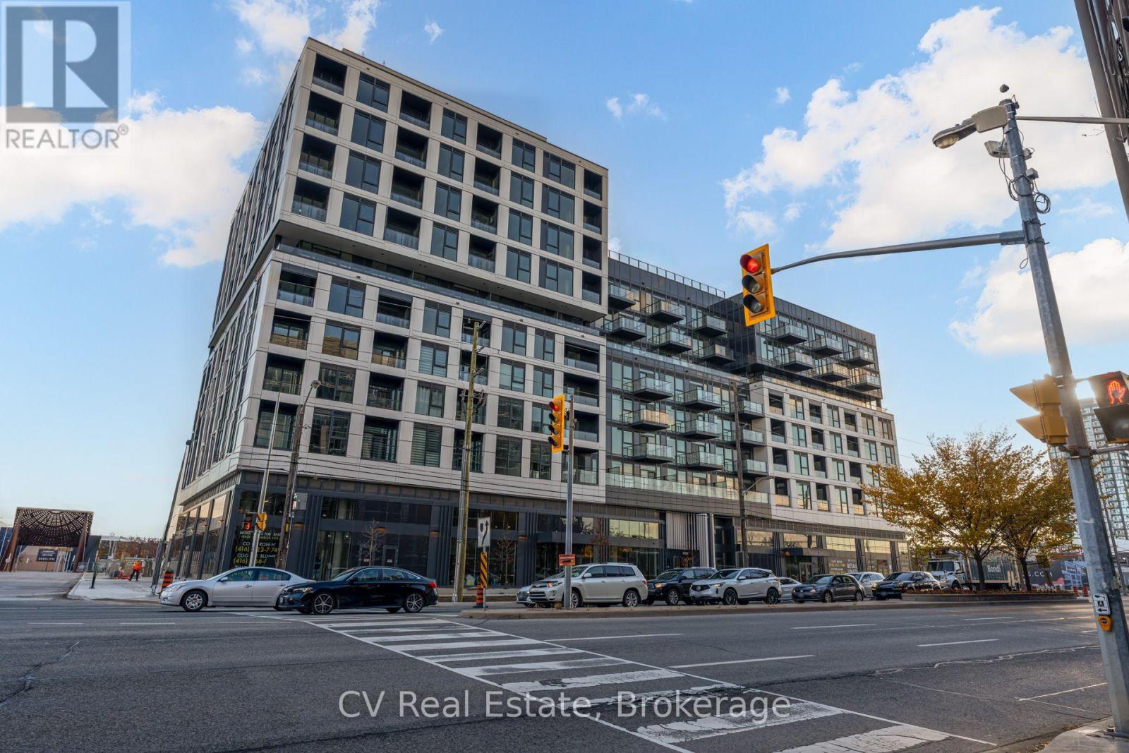 Photo of 1037 The Queensway