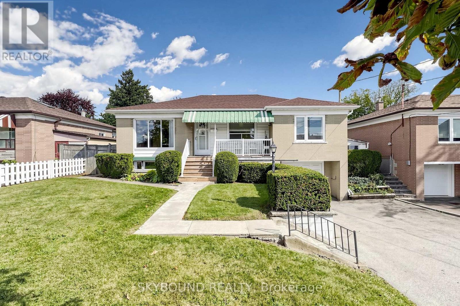 13 LISCOMBE ROAD - 2