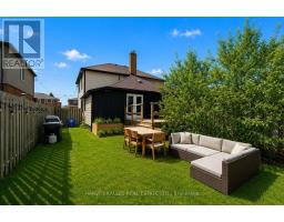 14 Manitoba Street, Toronto, ON M8Y1C7 Photo 38