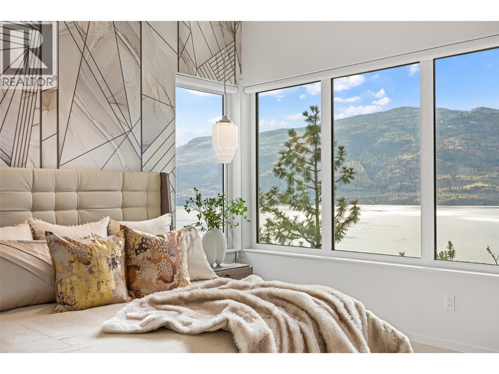2560 Arthur Road, Kelowna - Image 1