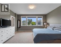 5pc Ensuite bath - 158 Fernie Place, Kamloops, BC V2C6S4 Photo 9