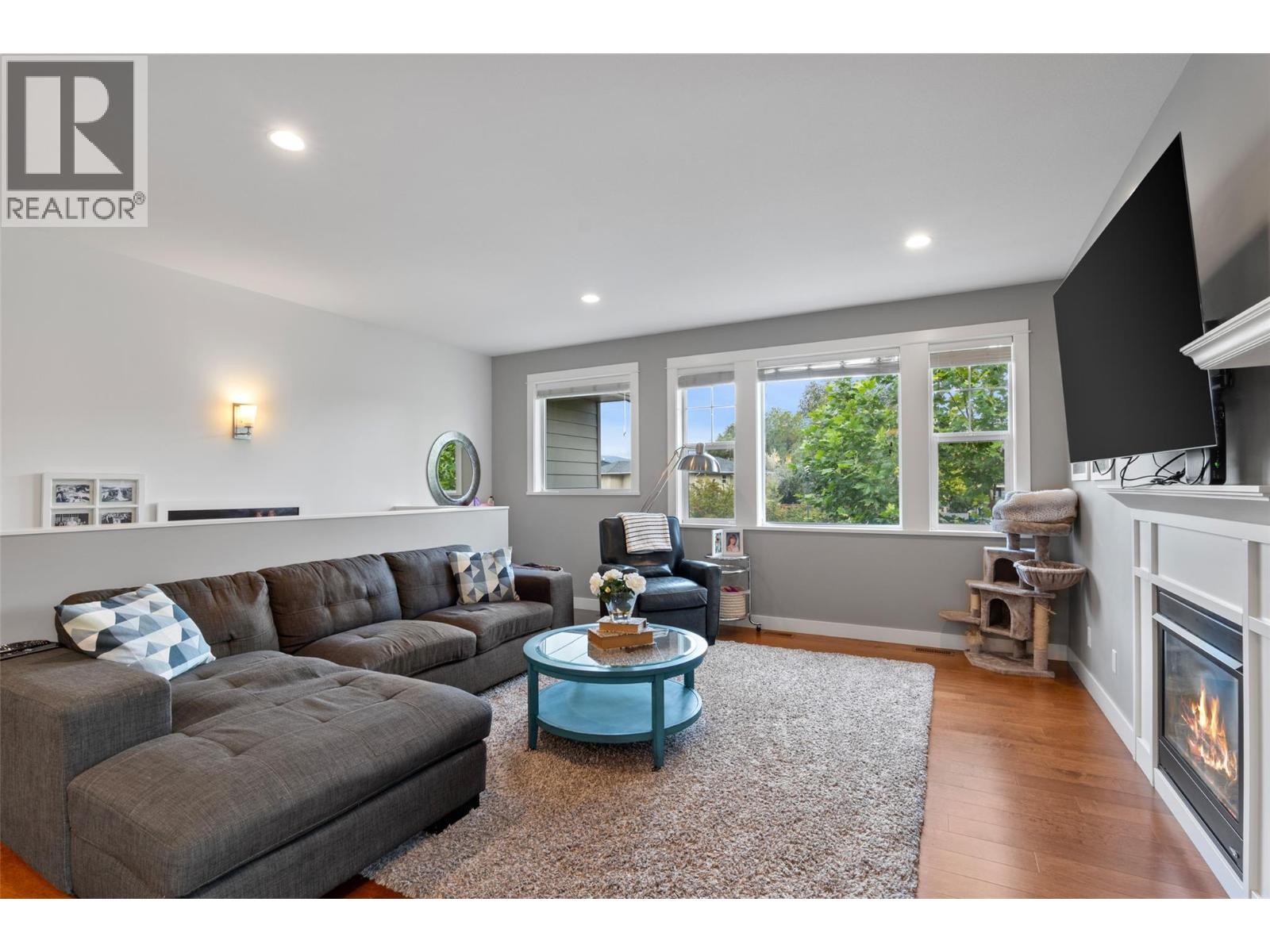 158 Fernie Place - Image 3