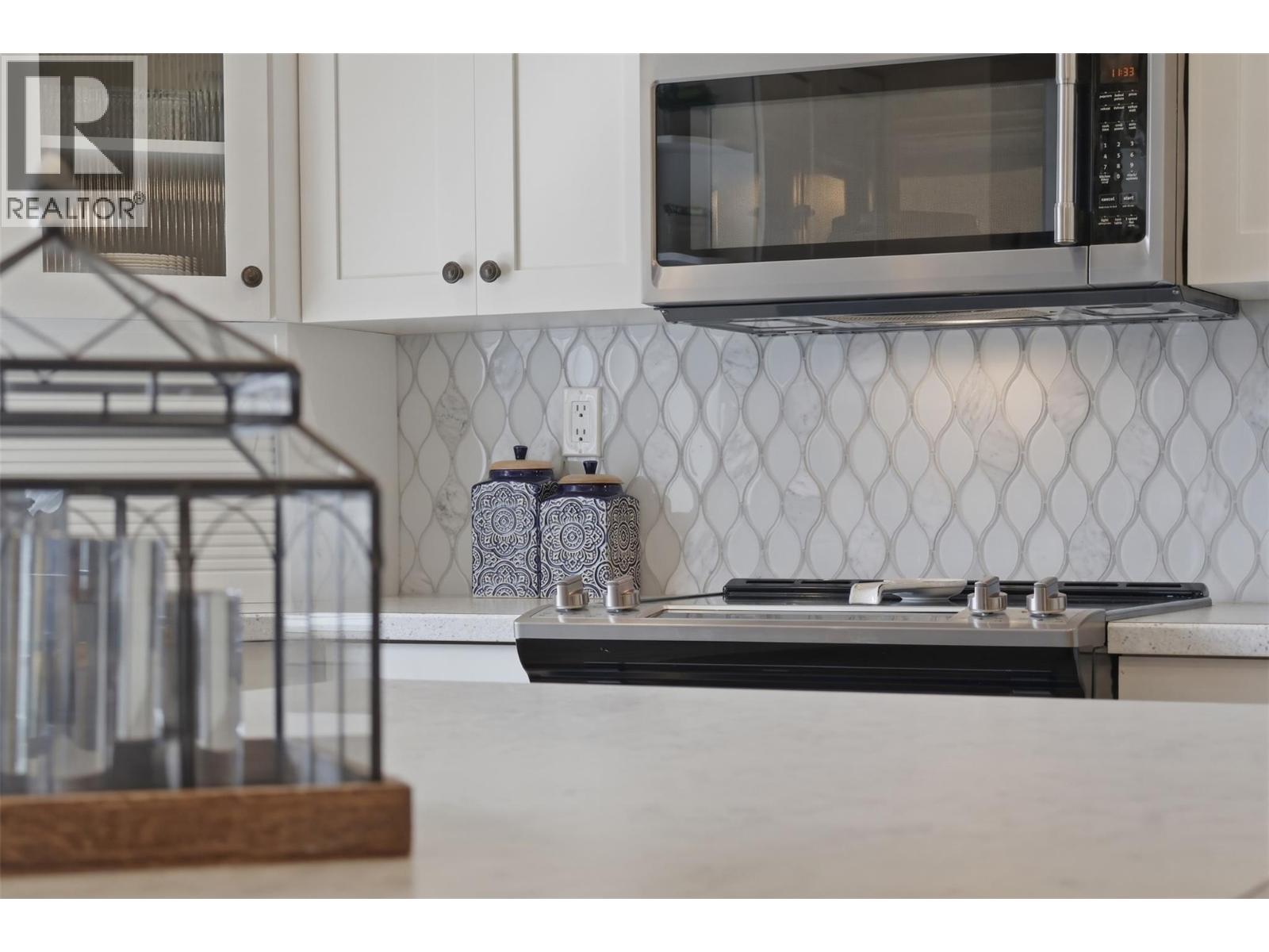 536 TRILLIUM Drive - Image 33