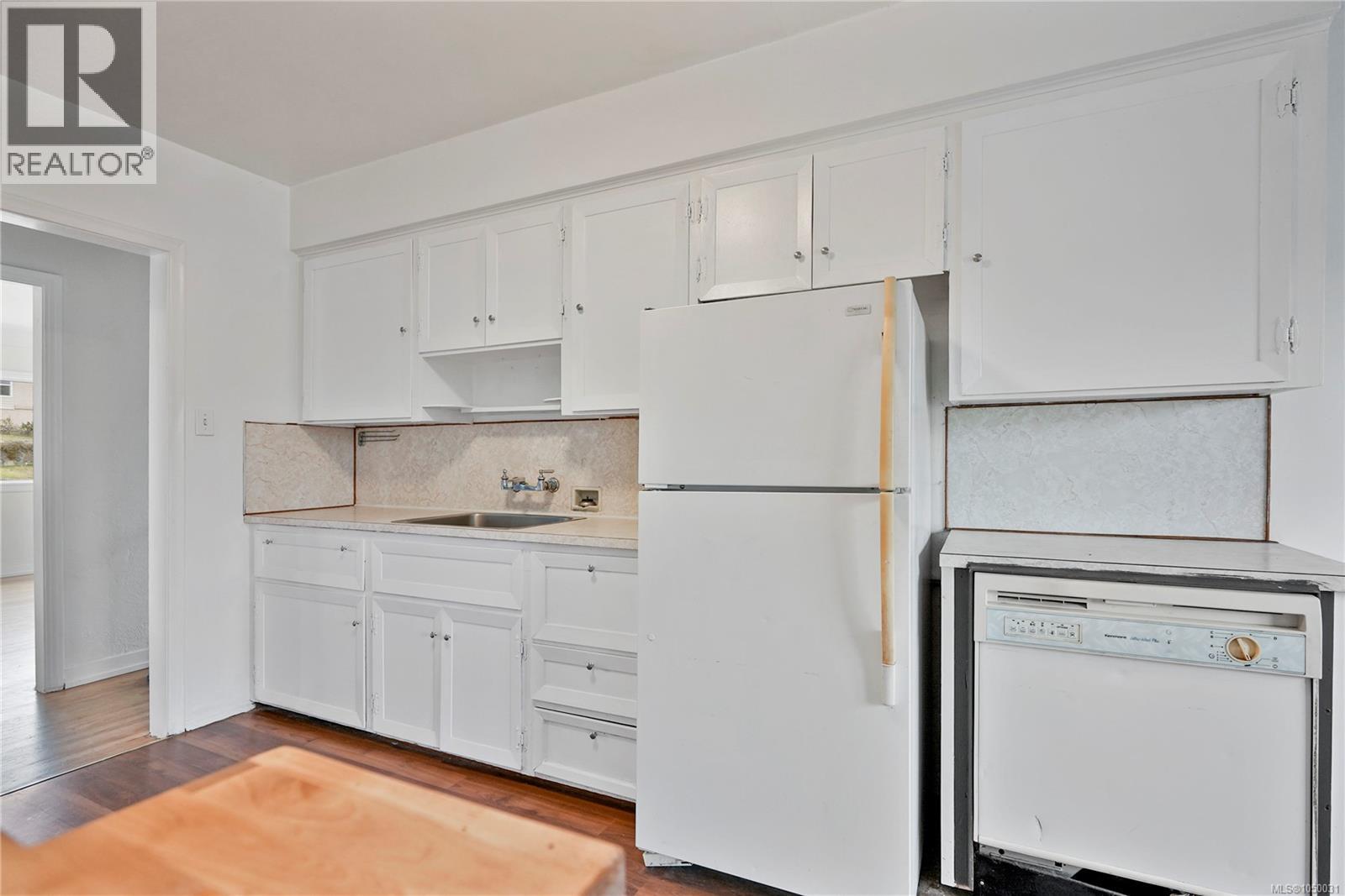 552 Davida Ave - 13