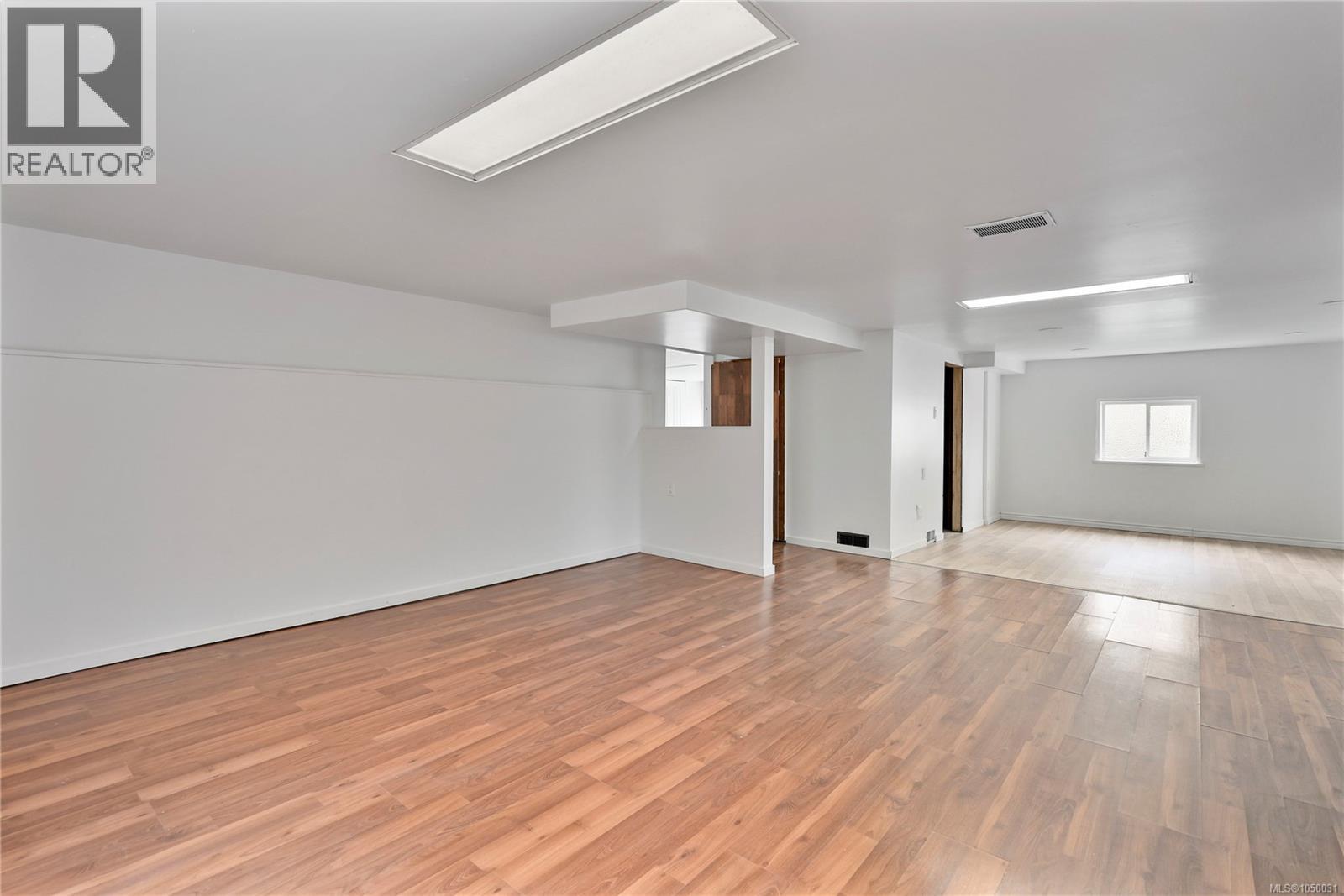 552 Davida Ave - 17