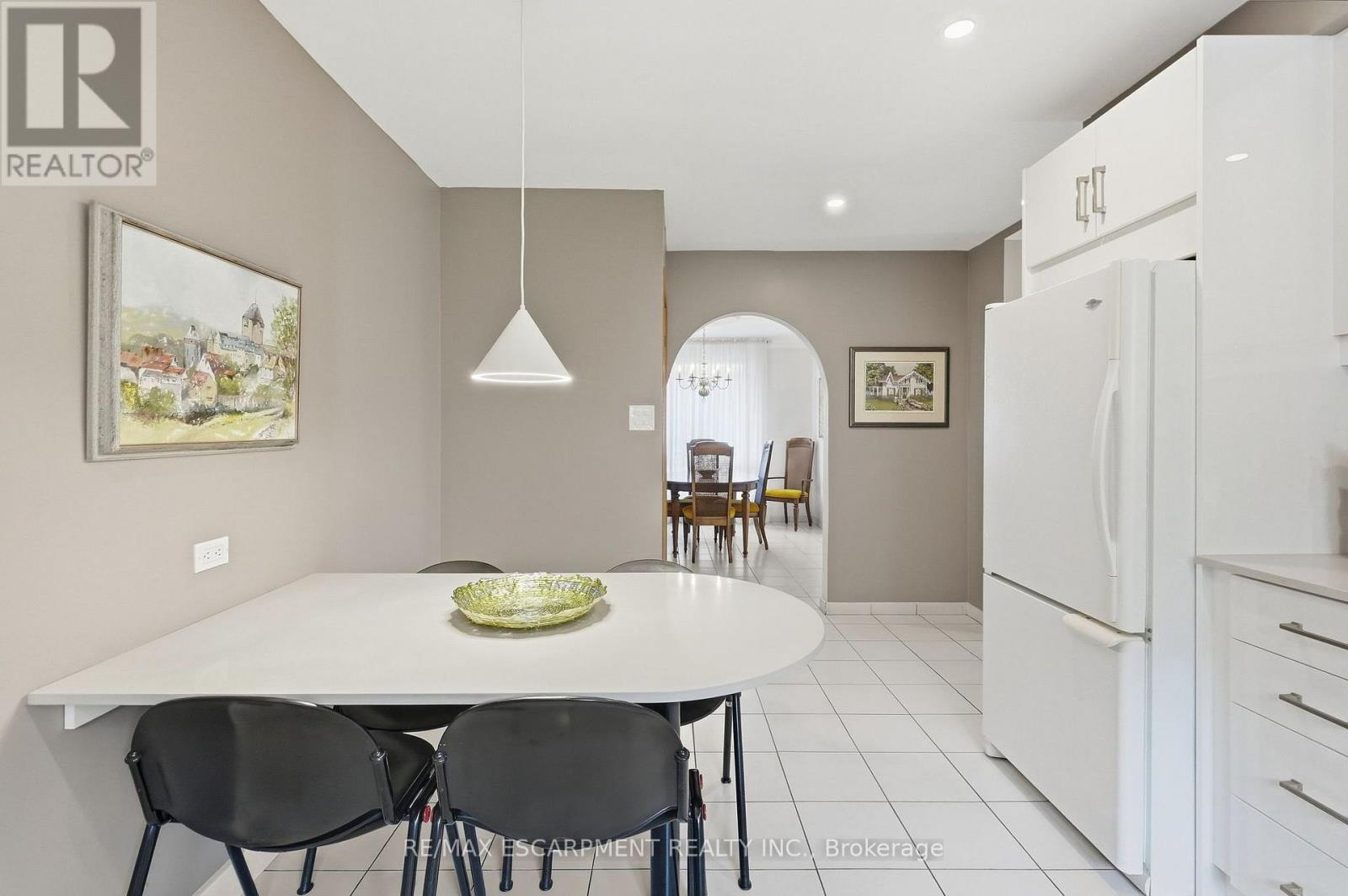36 Algonquin Court, Hamilton, ON photo 11