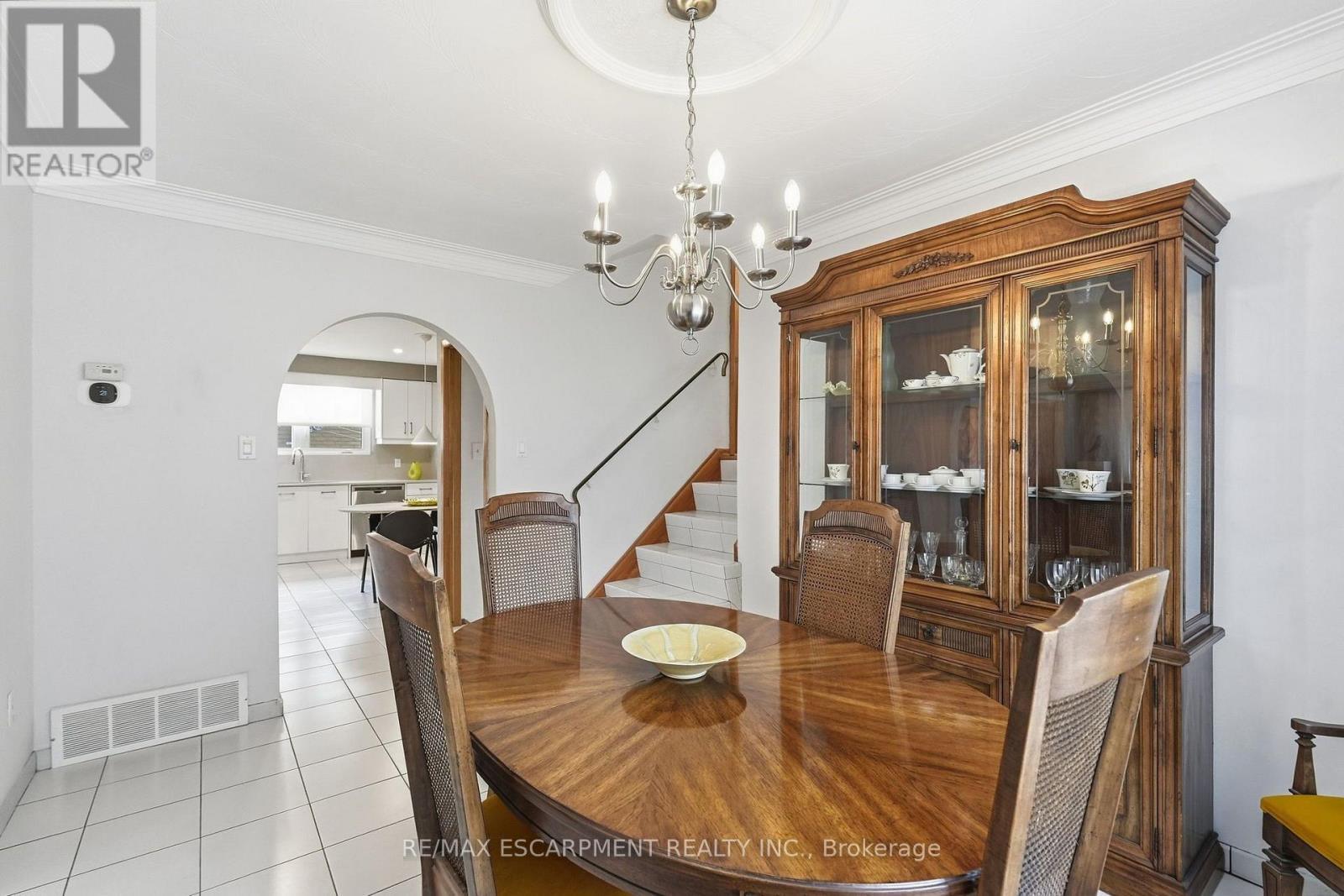 36 Algonquin Court, Hamilton, ON photo 9