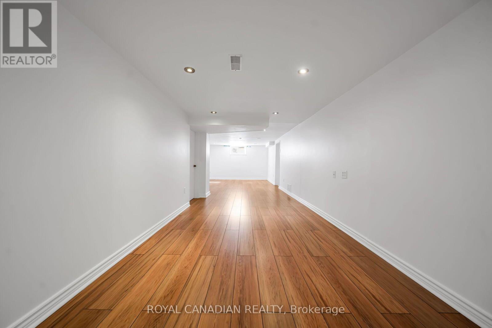 457 DUMFRIES AVENUE - 35