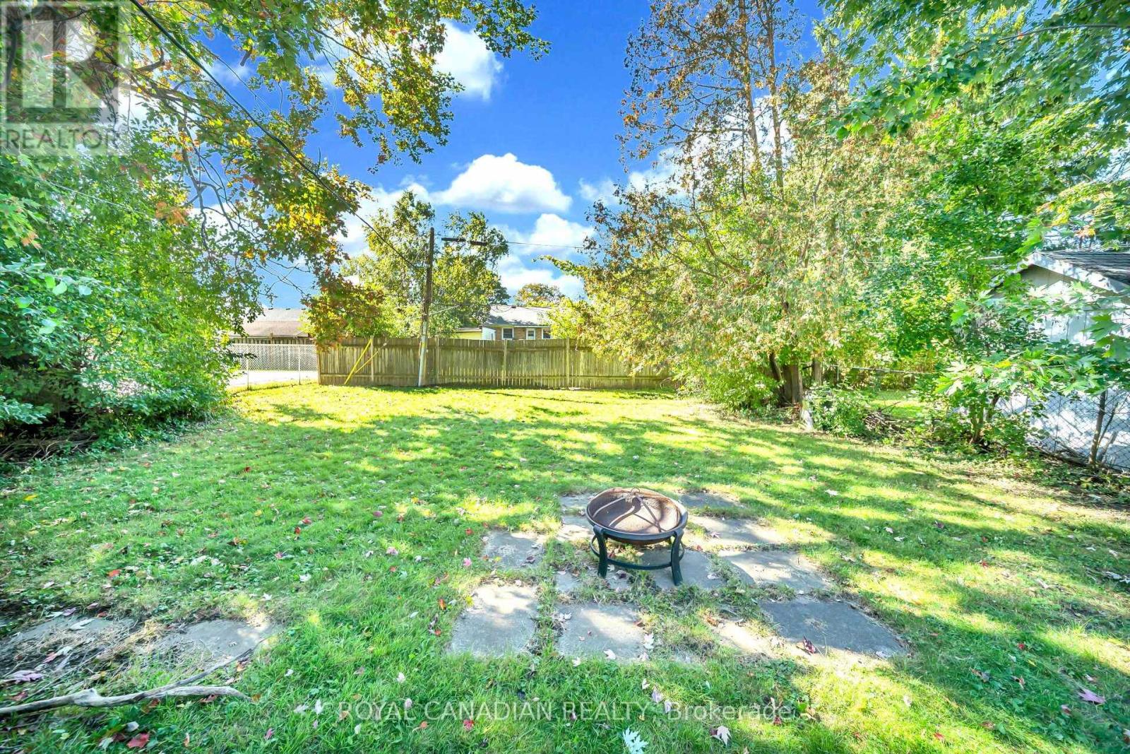 457 Dumfries Avenue, Kitchener, ON photo 46