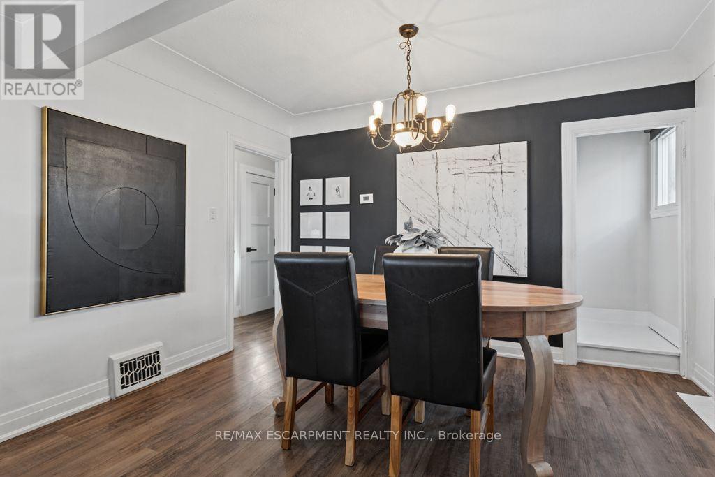 202 HUXLEY AVENUE S - 13