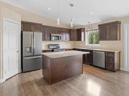 16 Kelly K Street, Portage La Prairie, MB R1N3Y9 Photo 9