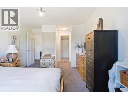 940 Glenwood Avenue Unit# 212, Kelowna, BC V1Y9P2 Photo 13