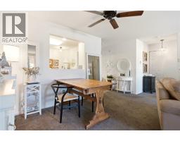 Living room - 940 Glenwood Avenue Unit# 212, Kelowna, BC V1Y9P2 Photo 9